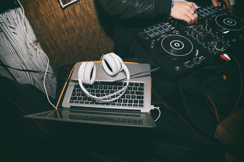 Celebrity DJs
