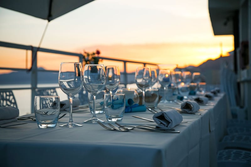 Luxurious table settings